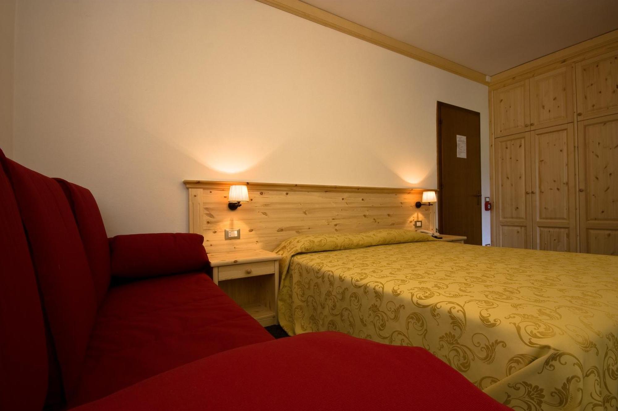 Sport Hotel Prodongo Brallo Di Pregola Room photo