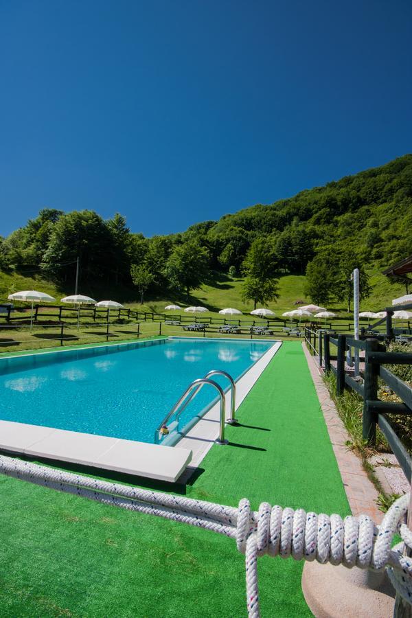 Sport Hotel Prodongo Brallo Di Pregola Exterior photo